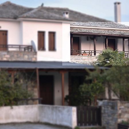 Near Paradise Koropi Exterior photo