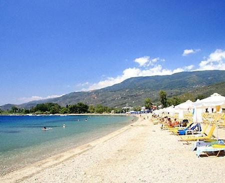 Near Paradise Koropi Exterior photo