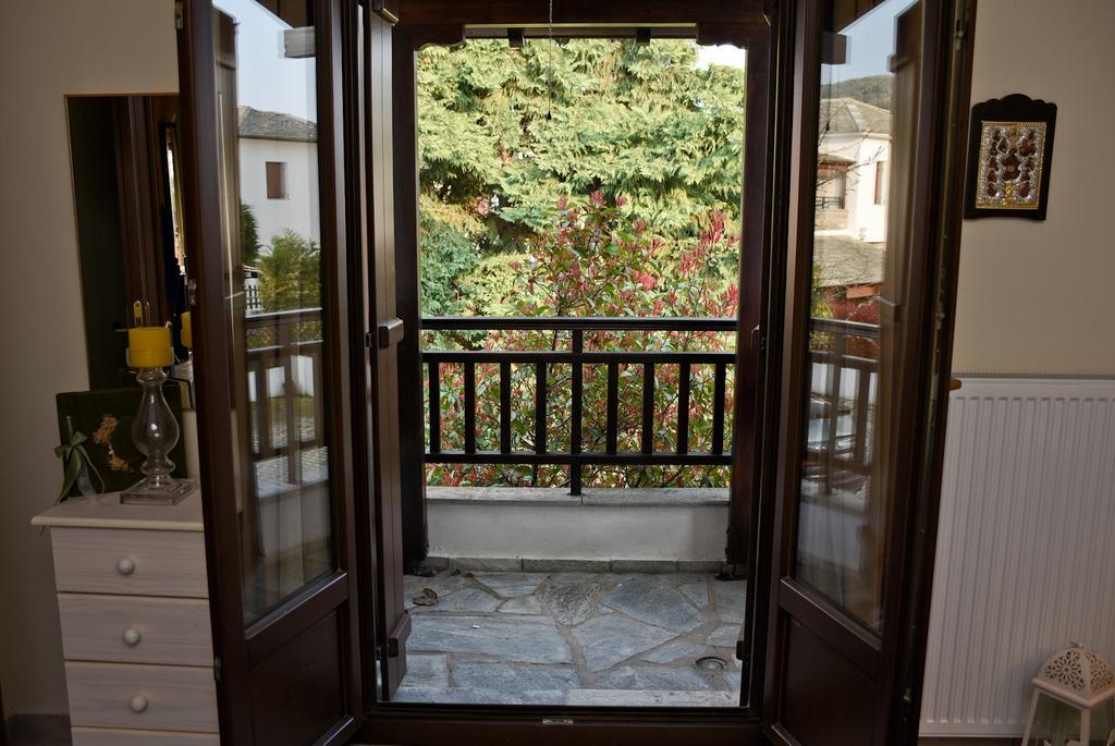 Near Paradise Koropi Exterior photo